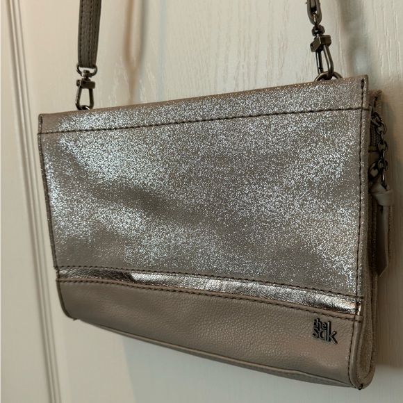 The Sak Crossbody bag. - Picture 2 of 6